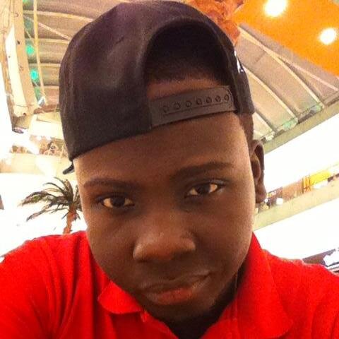 Solo Mis Pensamientos ----
Twitter Oficial: @YoSoyGuicho_