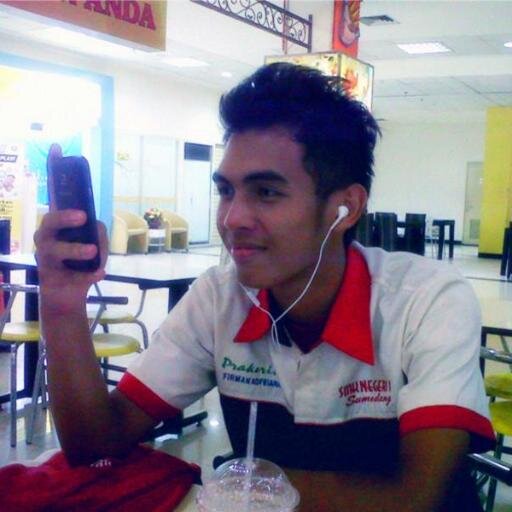 SMPN 1 Tanjungsiang, SMKN1 Sumedang.Tinggal di : Subang Asal : Jakarta bersama @Dwiayu_frmn
