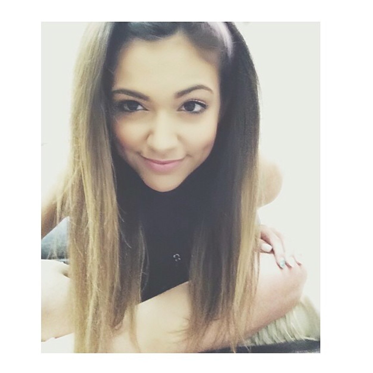 Beth is my unicorn who goes across the world making us motavators happy! Adelaine faved a tweet 07/6/14 and 05/7/14 ily
