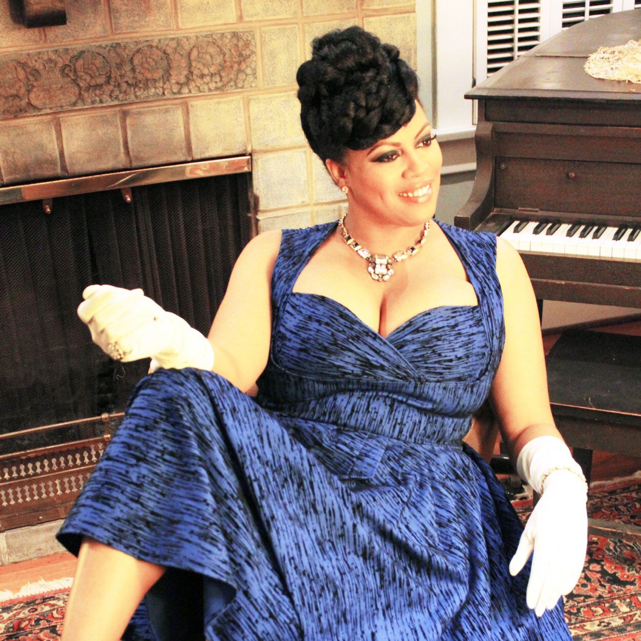 Singer. Songwriter. Event Planner. Aspiring FFModel. All Around Awesome Chick!