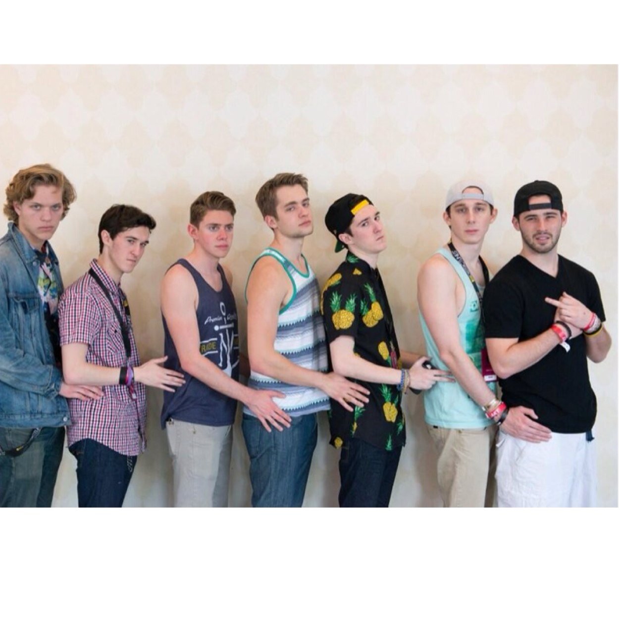 sdk followed you, wow (: (@stephaniehgx)