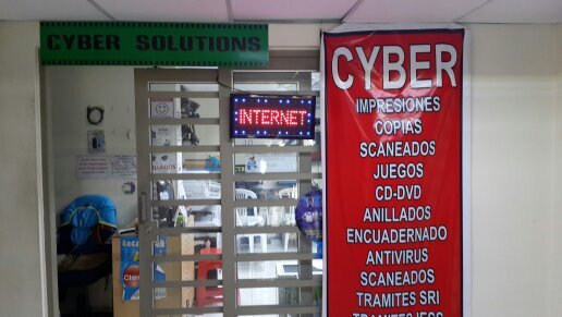 cybersolutionUG's profile picture. ubicados dónde era antes el chongo la jarrita xD