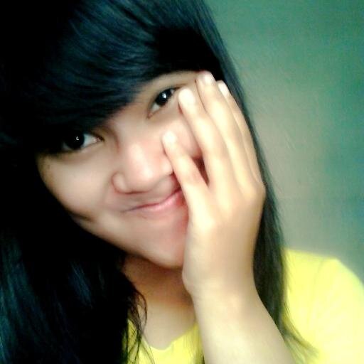 X Apk 2 di SMKN 10 SBY . facebook : susia susia
luchue, bawell, n jaill