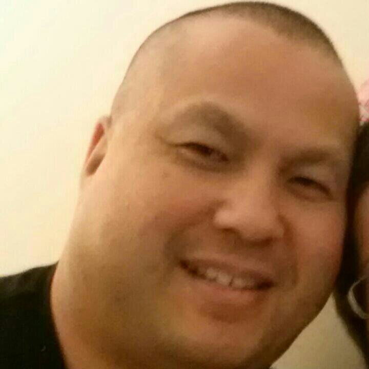 lucastvelez's profile picture. 