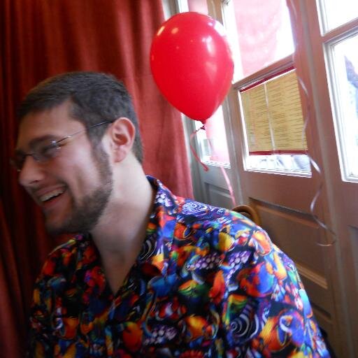 I do machine learning and natural language processing. Tells jokes and anecdotes.