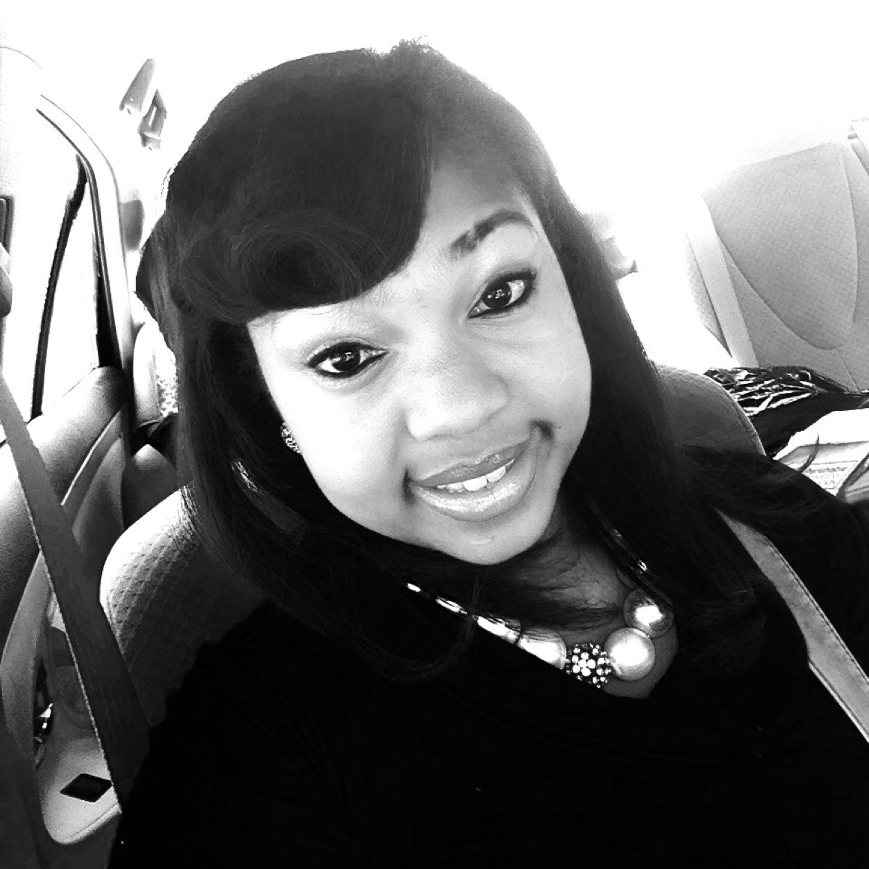 Juss A Pretty Girr, Wearing Pearls Veni.Vedi.Vici