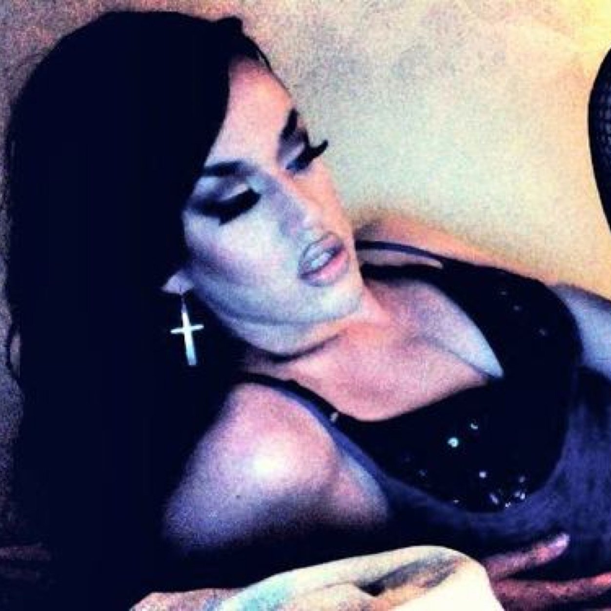 letmefeelmyoats's profile picture. i obsess over men in dresses #teamadore