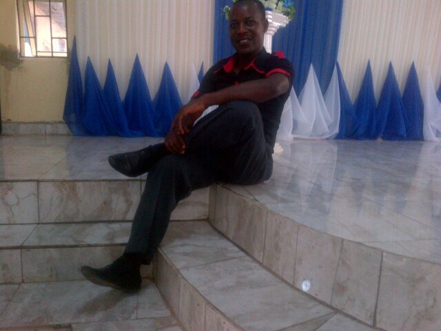 LanreTomik's profile picture. Simple, Humble & God fearing