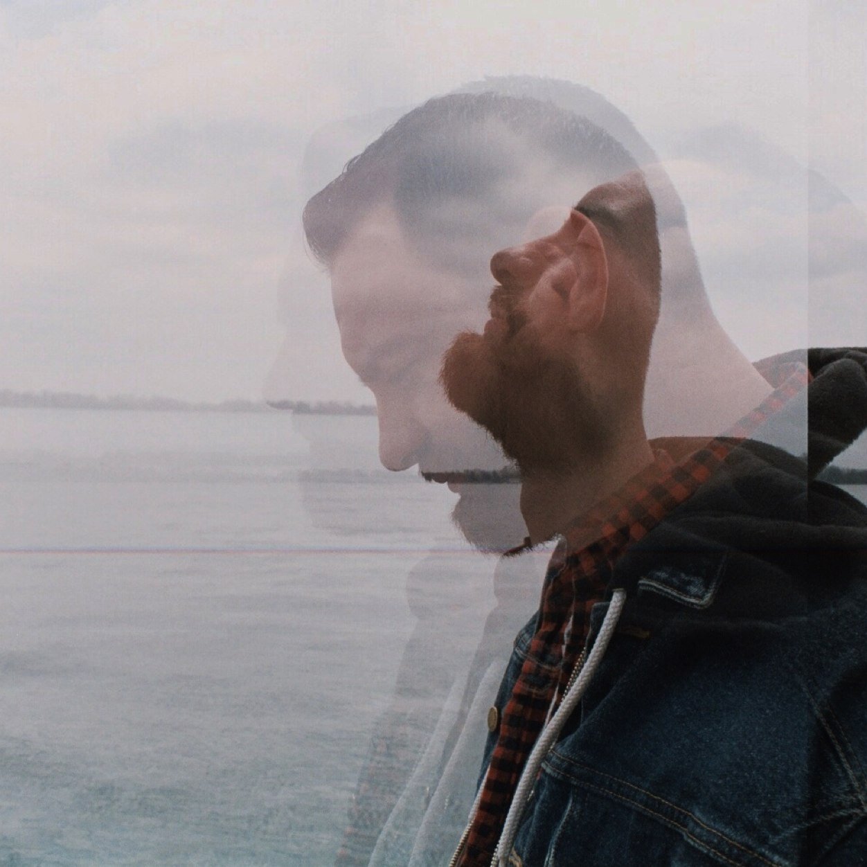 Dylan Turner. Canadian. Folk. 
Ig: @whaleeyetunes http://t.co/GHBXh1suk4 http://t.co/pyKR6w8BI2 whaleeyeofficial@gmail.com