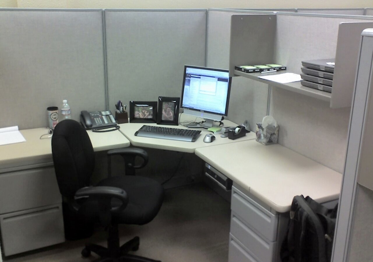 Haikubes's profile picture. I write haiku from my 6x6 office cubicle. There is no hope. There are only spreadsheets. 

#officehell #newsfromthecube #TimeToQuit #Haiku