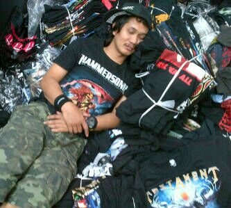 Selalu METAL_METAL dan METAL
Owner Anam ROCKSHOP
Seriously buyer only !
WA,SMS,TLP 081297913533 || @KMRMI_OFFICIAL