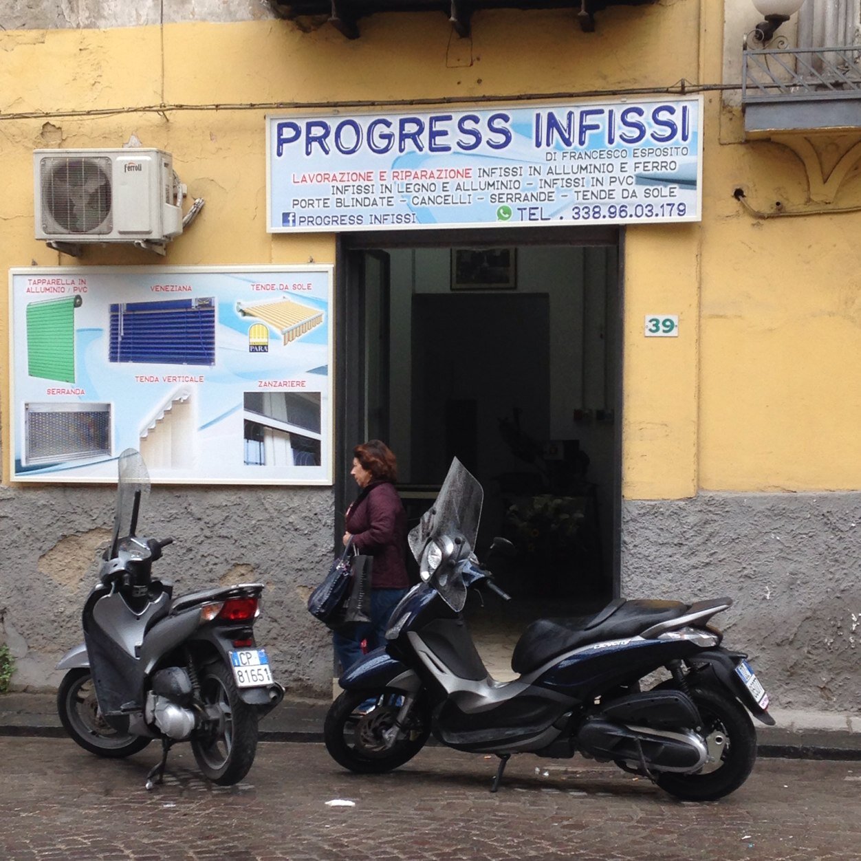 InfissiProgress's profile picture. Lavorazioni e Riparazioni Infissi in alluminio - Legno/alluminio - Pvc - Cancelli in ferro - Porte blindate - Tettoie - Tende da sole - Veneziane - Zanzariere e