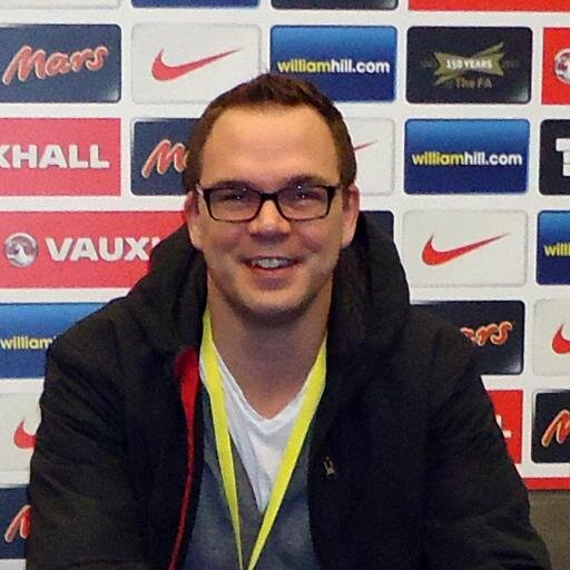 michavanlierop's profile picture. Campagne Manager Events voor @Boerderij_nl, @groentenfruit, @AgrarischO bij @Reedbusiness | Van LierOptimisme @webmatix | Linksbinnenstebuiten @Arnhemia1