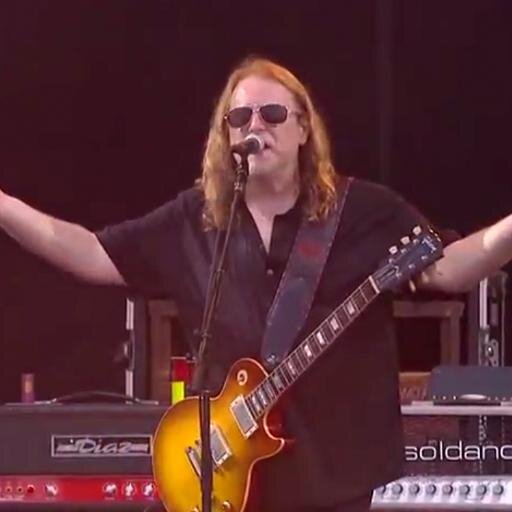 Govt Mule Band / Warren Haynes - Guitar & Vocals, Matt Abts - Drums, Danny Louis - Keyboards, Jorgen Carlsson - Bass. FansPage in Spanish