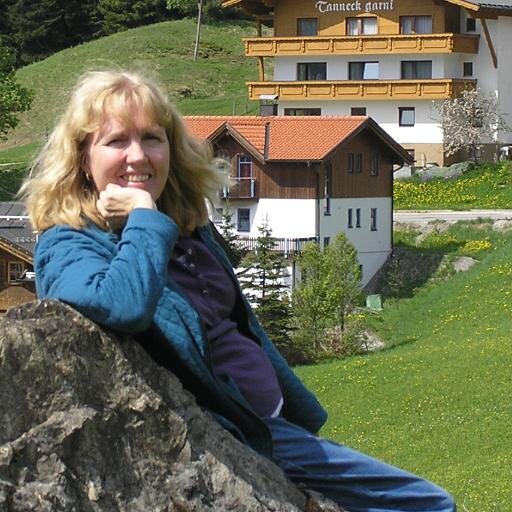 Non-geeky help for Cru staff. Uber blogger and consultant. God’s steward. Gift of knowledge. Leading by example. Love Creation. https://t.co/xepqLJGSZo