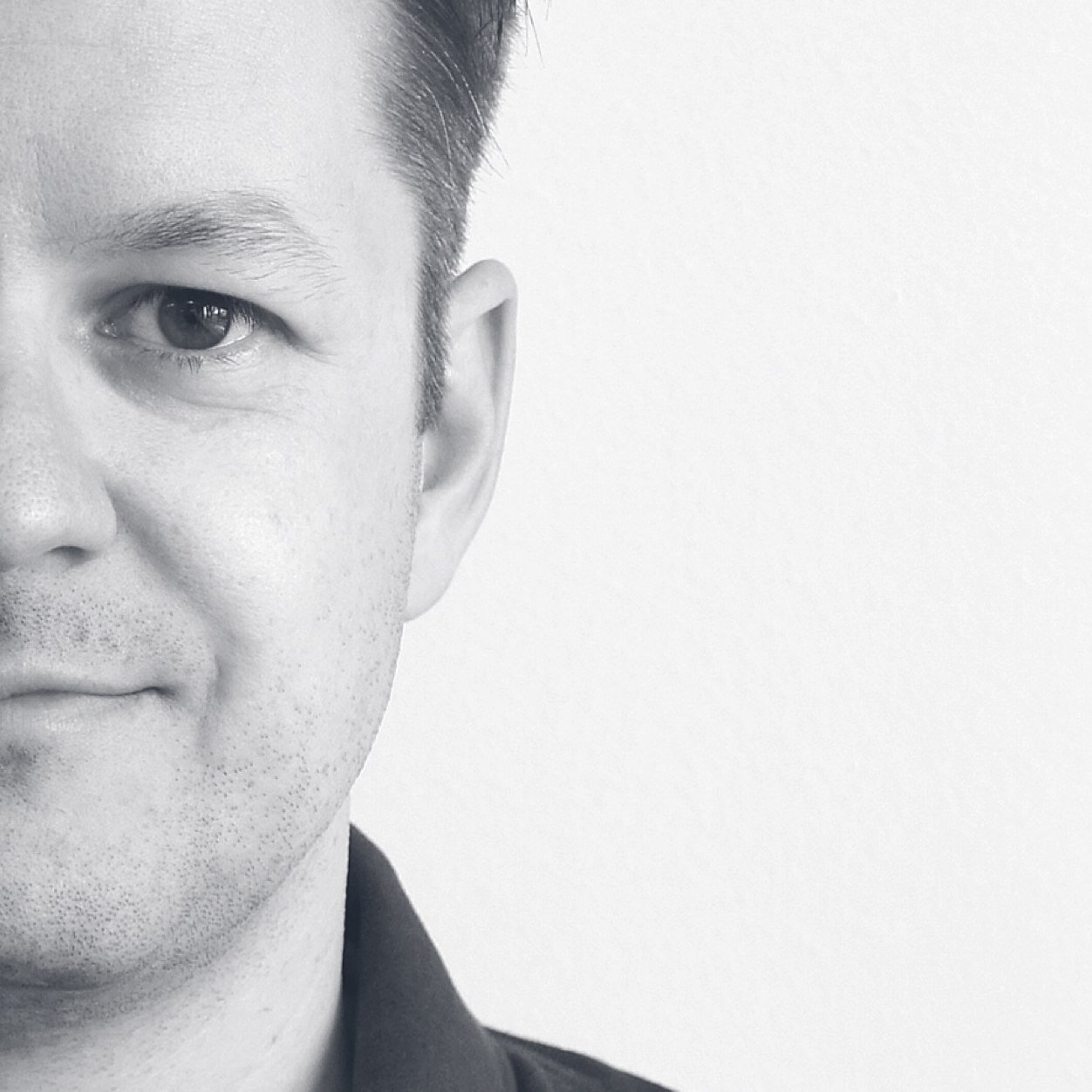 Entrepreneur focusing on creating immersive 3d worlds.