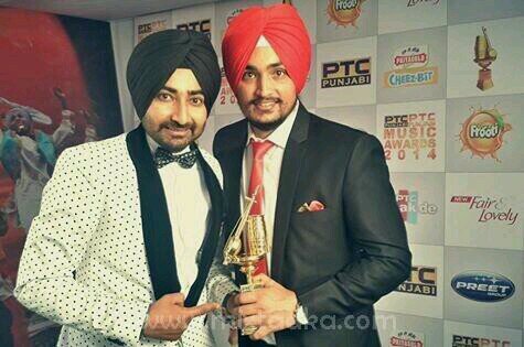 Singer @ Panj-aab Records ,my latest Brand New Punjabi Song http://t.co/wBX7lJ0STC