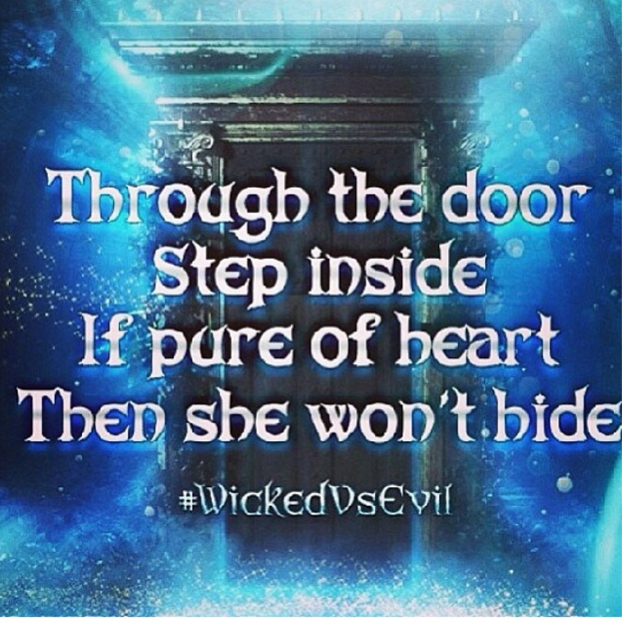 I love Once Upon A Time!!! Through the door step inside if pure of heart then she wont hide -Rumple R.I.P. My bale Follow me on insta: @ouat_oncer_love