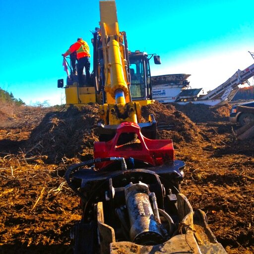 Heavy Equipment Rentals in Canada. Hauling, demolition, land clearing #komatsu #volvo #rototilt #excavator #rocktruck #tubgrinder #backhoe