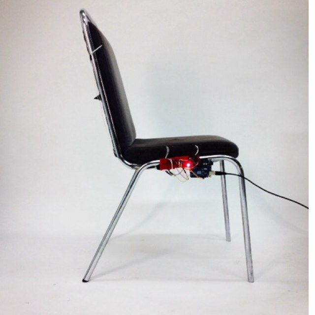 A chair which enables the user to design a print with their arse. 
Project by:Joe Want + Andrea de la Concha  https://t.co/dzR768V1OD