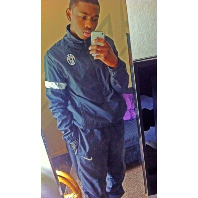 Instagram: ritchievg_