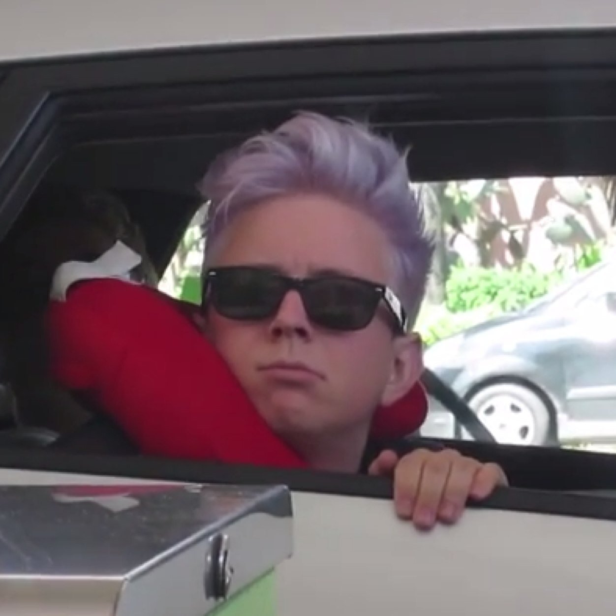 onsiesheeran's profile picture. •i used to have a life but then i found troye sivan•