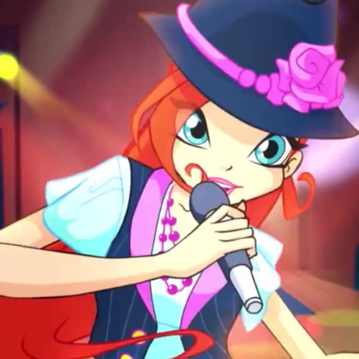 Hi, my name is Bloom. And as you know, I am the fairy of Dragon-Flame. I came from Domino, and my life had changed in a sudden when I met Stella. Follow me! ❤