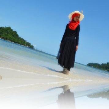 path : Aulia L. Nazain , instagram : aulianazain , ----

Life doesn't give us something for nothing :)