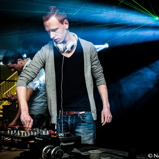 DJ