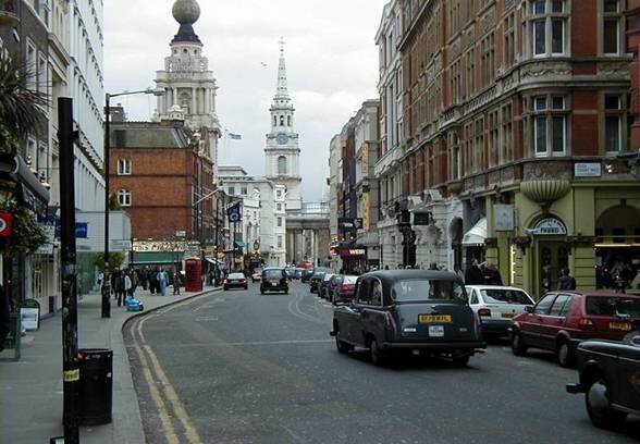 Damonia30's profile picture. Jeune femme de 18 ans, Bi-polaire adore l'amerique et fanatique de l'angleterre...