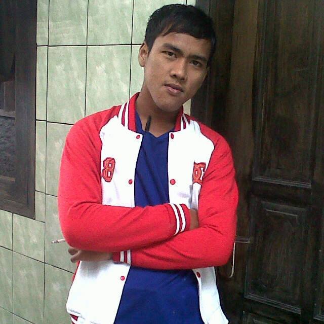 poenyavlicker's profile picture. Angan rendahkan dirimu untuk mendapatkan sesuatu, tapi rendahkan hatimu untuk berikan sesuatu;;)