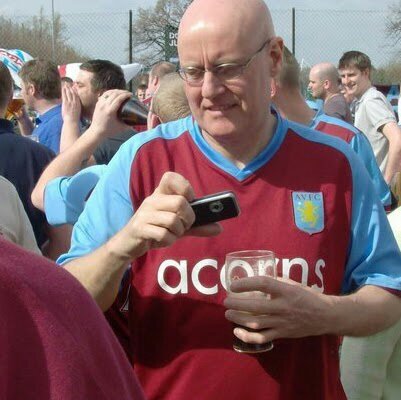 Crazy Villa fan follower of Worcestershire cricket , The Lye And Stourbridge football