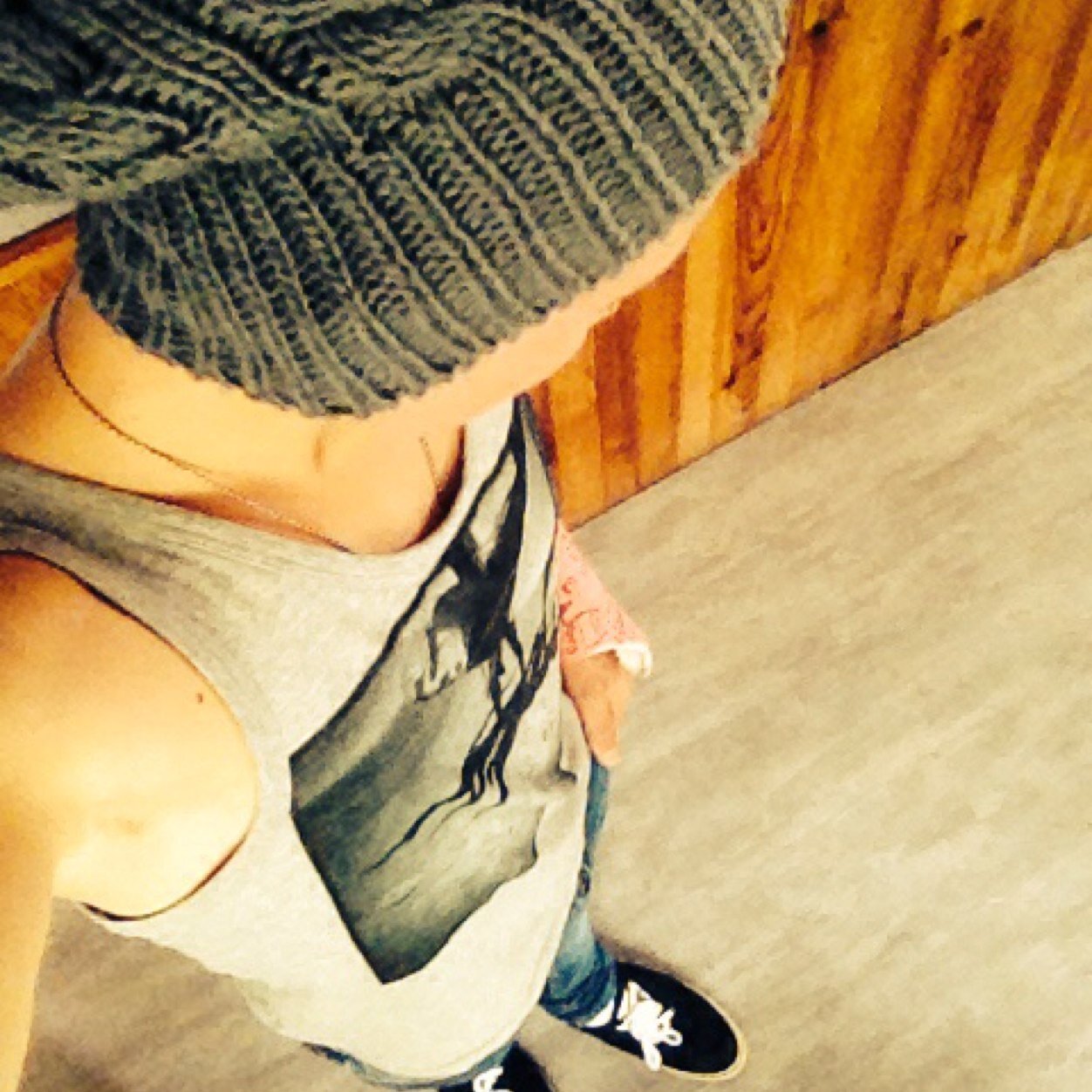 Geek, footballeur talentueux, apprenti guitariste, et adore les mangas.