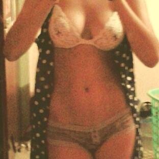 VaanSex's profile picture. Un TL sobre SEXualidad. Al DM; si quieren, cuando quieran, para lo que quieras. #Chatsex #intercambiodeimagenes