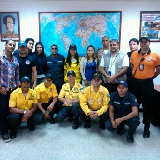 T.S.U. EN ELECTRICIDAD, PARAMEDICO, BOMBERO FORESTAL, HELITACTICO, RESCATISTA, T.U.M. COORD. DE LA BRIGADA ECOLÓGICA DE RESCATE Y EMERGENCIA TÁCTICA FÉNIX.
