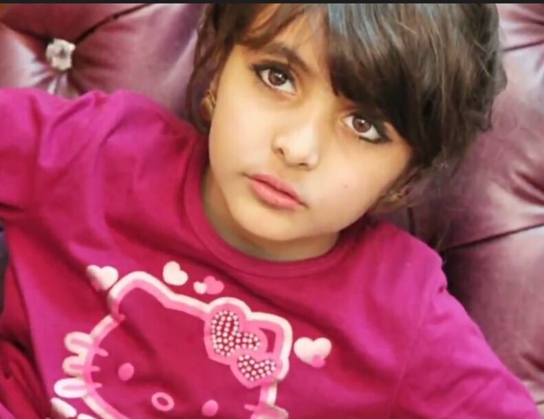 ‏‏‏‏گن رآقياً في آفعآلگ 

آجعل لگ قيمھ في قلوب آلنآس إن لم يگن حباً فليگن إحترآما ..!