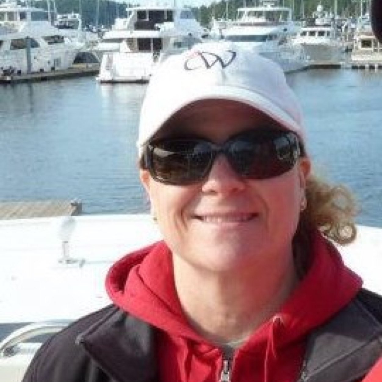 PamOrr3's profile picture. Proud conservative, Pro1A, 2A. 
America's strength starts with each of us
#God #Family #RetiredGolfCourseManager #39YearsOfGolf #NoDMs