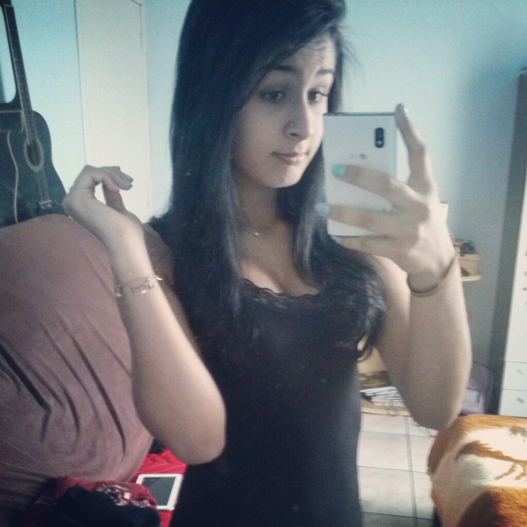 O sorriso é o perfumє , α risαdα é o vєnєno. ;D