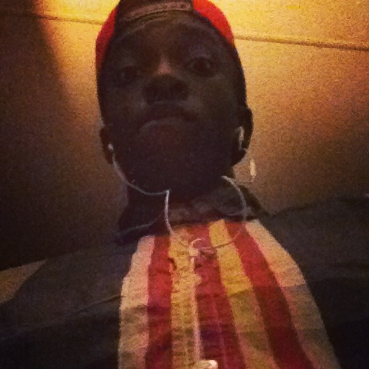 My name Young Tutta i be out here on the streets rappin bout the lifestyle of people anf the everyday life. Hmu.