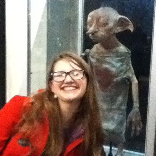 Loves Jesus, food, coffee, marine biology, the beach, food, did I mention Jesus? Also I'm hilarious btw :3
