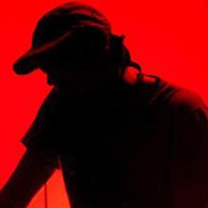 Dj is my life, working in the best french club ! enjoy #Deejayworx