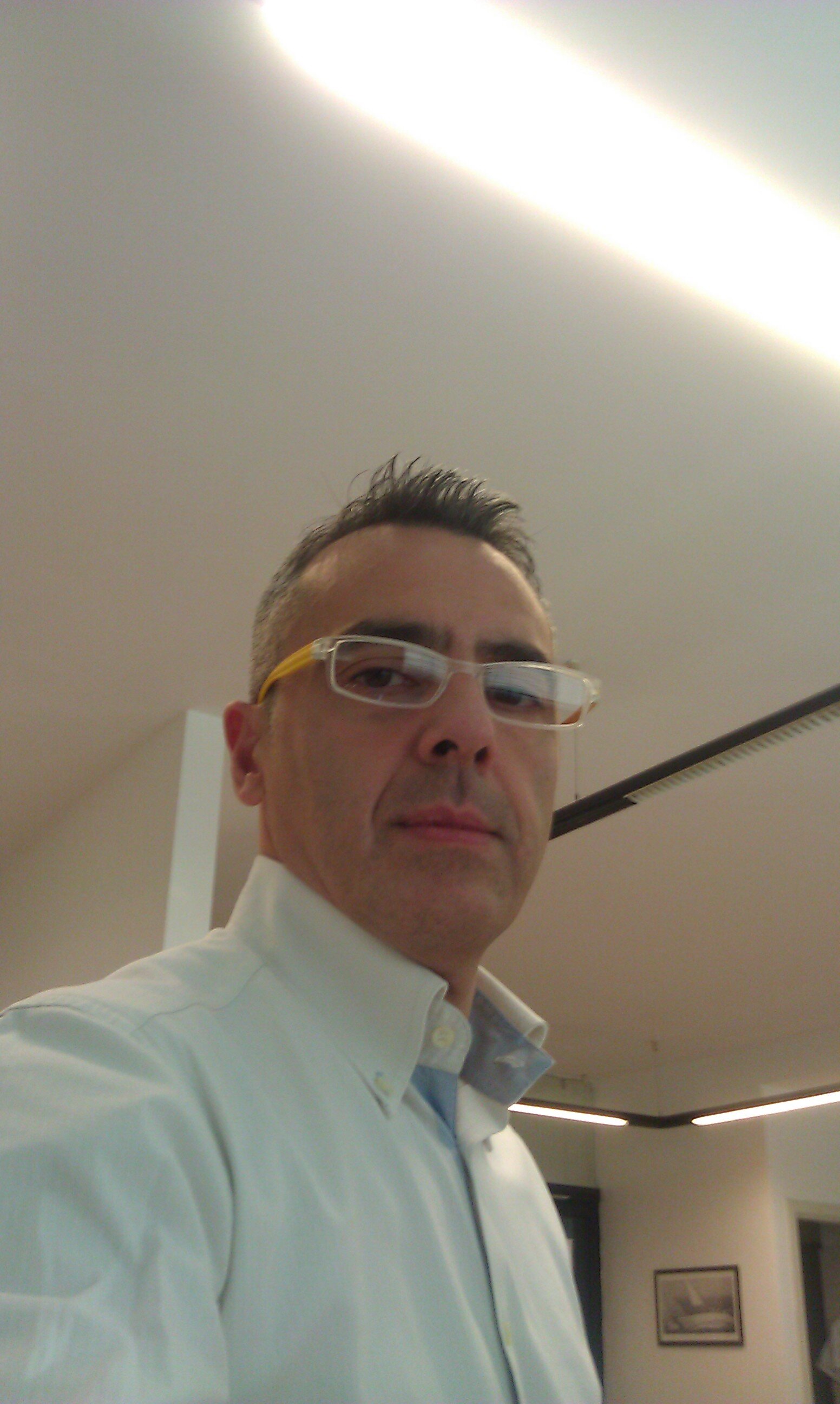 Netbox67's profile picture. Coach, Programmatore Neuro-Linguistico, esperto in comunicazione competitiva, negoziazione e marketing relazionale.