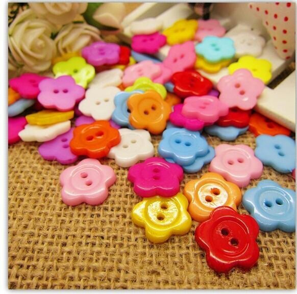 seller many kinds of beads ,buttons,jute twine and holographic tapes.Free shipping to worldwide.Welcome retail &wholesale