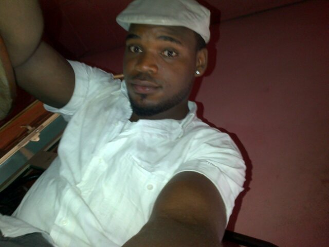 clasik_djdoblem's profile picture. Life's too short to worry about what others say or think about you. Have fun and give them something to talk about!