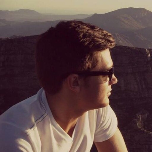 Jesus loving Designer / Illustrator, foodie, tree hugger, record collector.