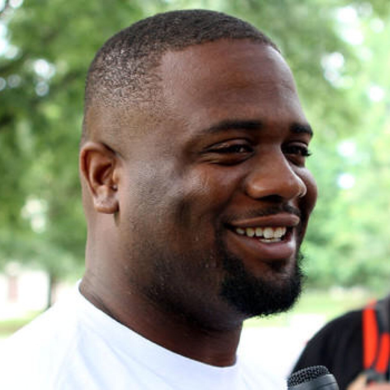 Frank Kearse athlete profile head shot