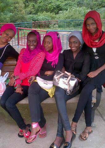 M a simple gurl n ma personality doesn't fade!