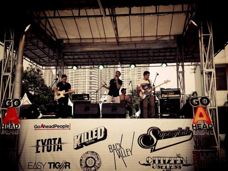 KYRAtheofficial's profile picture. #AndaiKamuTahu @KYRAJKT : @RedScremer (vox) @yoshperwirana (vox, guitar) @haristerroe (bass, vox) @angga_dabon (drum, vox)