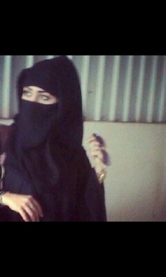 ‏‏ﻻصرت مزيونه فيه غيري مزايين..بس العقل نادر، وسلعه ثمينه مإكل طرقأ تملك الفههم والدين  واﻹكل طرقأ تنوصف بآلرزينه(آلخاص مهمل)