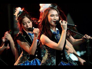 Suport @MelodyJKT48 and #JKT48 fams